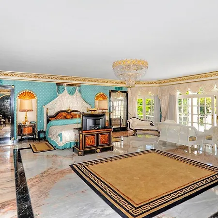 Villa Puerto Banus Modern Luxury 8bdrms Whit Beachfront
