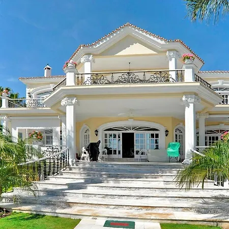 Puerto Banus Modern Luxury 8bdrms Whit Beachfront