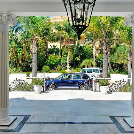 Puerto Banus Modern Luxury 8bdrms Whit Beachfront *